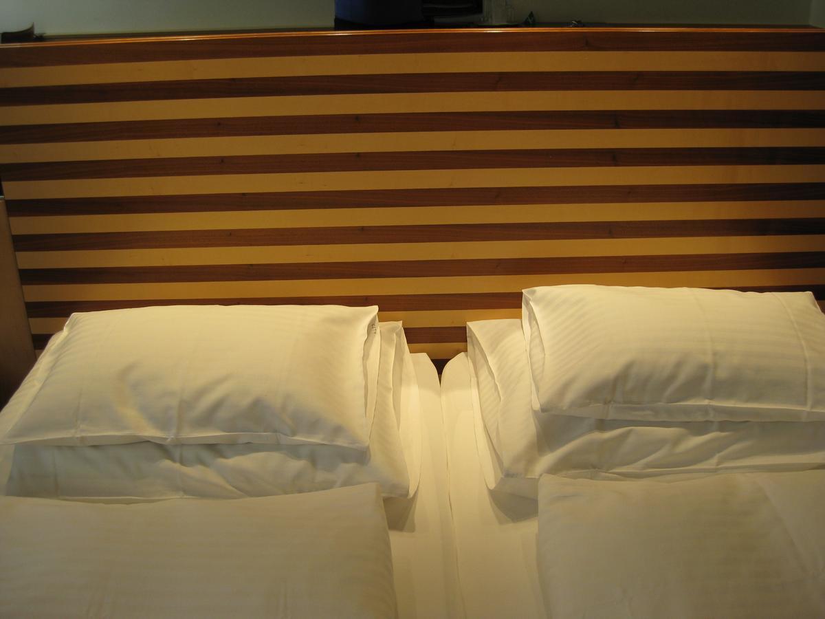 לינץ City Hotel מראה חיצוני תמונה