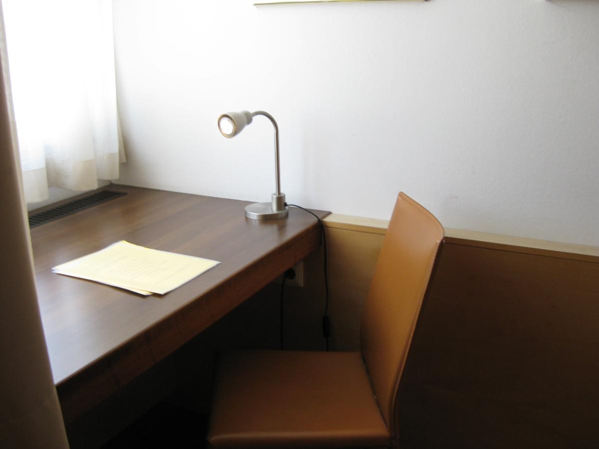 לינץ City Hotel מראה חיצוני תמונה